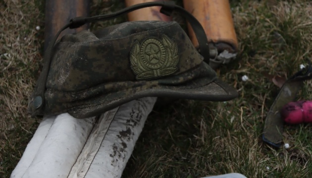 Los infantes de marina ucranianos destruyen hasta 15 soldados rusos y un depósito de armas en la región de Donetsk