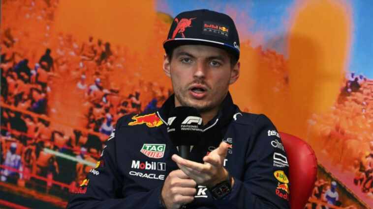 Max Verstappen reprende el 'repugnante' video de quema de gorra de Mercedes