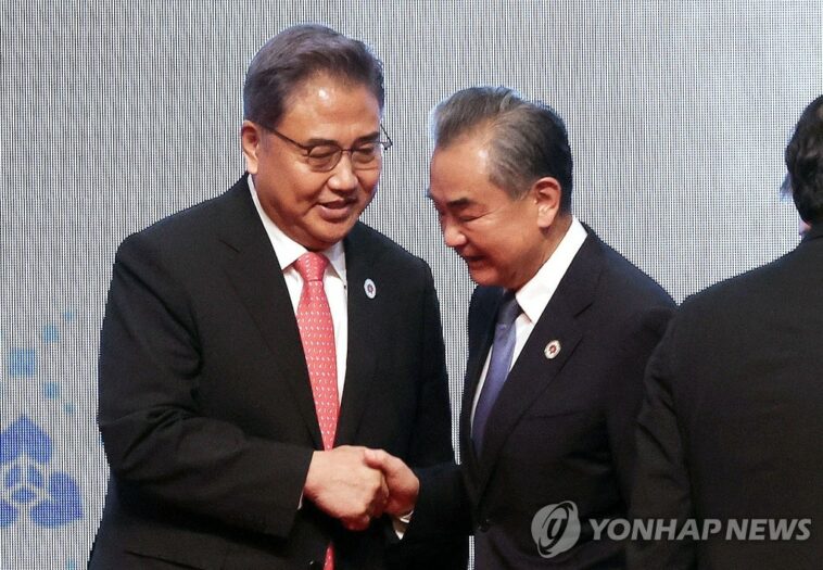 Máximo diplomático de Corea del Sur viaja a China para conversaciones sobre cadena de suministro y Corea del Norte