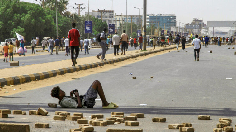 Miles de personas protestan contra el gobierno militar en Sudán — Mundo — The Guardian Nigeria News – Nigeria and World News