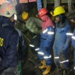 Mineros atrapados en Colombia rescatados vivos