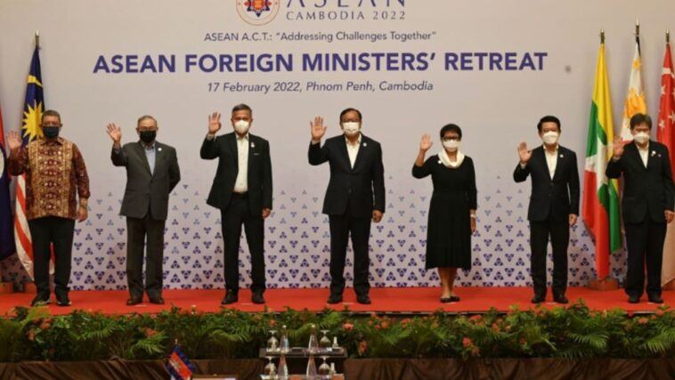 Ministros de Relaciones Exteriores de ASEAN presionarán por medidas más duras contra Myanmar