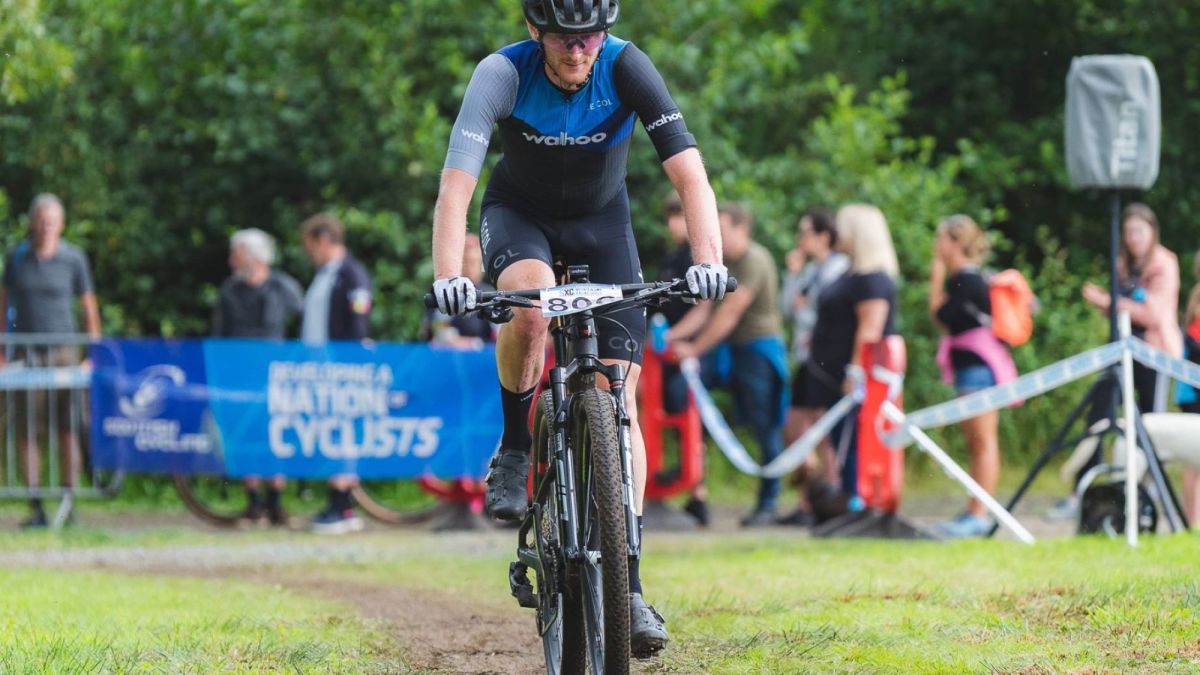 Muere el ciclista de montaña Rab Wardell dos días después de ganar el título escocés
