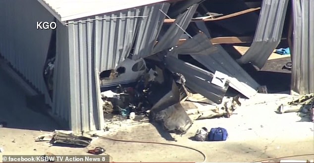 Se reportaron múltiples muertes después de que dos aviones chocaran mientras intentaban aterrizar en el Aeropuerto Municipal de Watsonville, en California, el jueves.