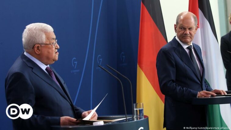 Olaf Scholz llama al primer ministro israelí a criticar el comentario de Abbas sobre el Holocausto