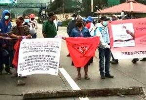 Pueblos indígenas bloquean carreteras en Guatemala
