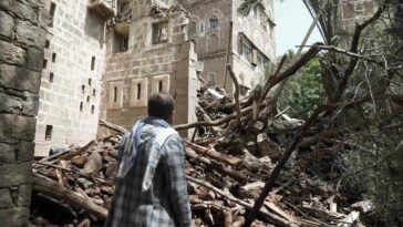 Rebeldes hutíes dicen que decenas de muertos por inundaciones en Yemen
