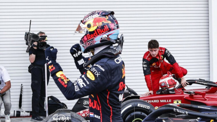 Red Bull niega que Ferrari le haya "entregado este campeonato"