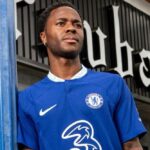 Sterling dice que el abuso racista no pasó por su mente antes de mudarse al Chelsea