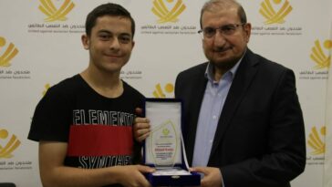 UASF honra a refugiado sirio por luchar contra el racismo