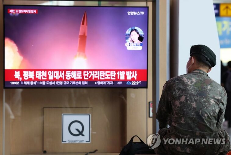 (AMPLIACIÓN) Corea del Norte dispara 2 misiles balísticos de corto alcance al Mar del Este: JCS