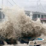 (AMPLIACIÓN) Corea del Sur se prepara ante la proximidad del tifón Hinnamnor