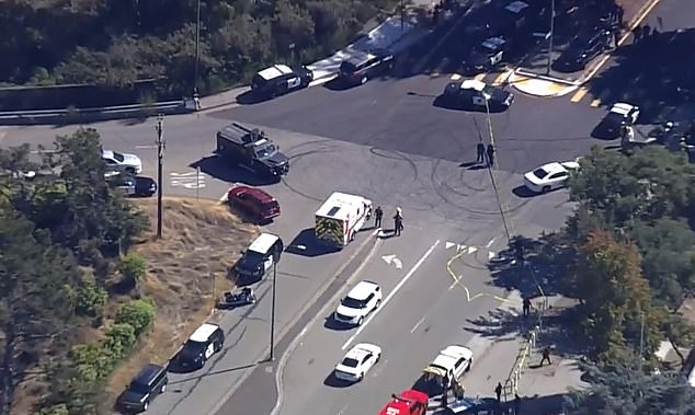Al menos cinco personas han resultado heridas tras el tiroteo cerca de las escuelas en East Oakland, California.