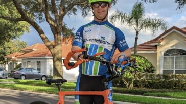 Chris Nikic se dirige a Kona, aspira a convertirse en la primera persona con síndrome de Down en completar el Campeonato Mundial de Ironman
