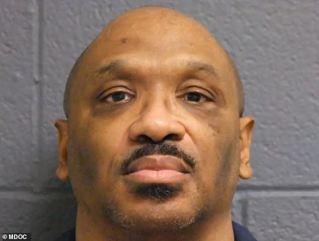 Arthur Williamson, de 55 años, ha sido acusado del asesinato de Jim Matthews tras atacarlo en su propia casa en Michigan.