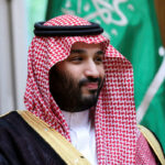 El rey saudí Salman nombra al príncipe heredero MBS como primer ministro