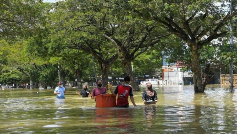 El vicepresidente de PKR de Malasia, Rafizi, lanza una petición en línea contra GE15 en temporada de inundaciones