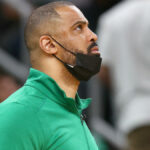 Ime Udoka de los Celtics enfrenta una suspensión de un año por relación inapropiada con una miembro del personal, según los informes