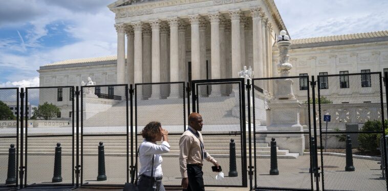 La Corte Suprema está nuevamente en sesión, con nuevos casos controvertidos que cambiarán la vida de muchos estadounidenses: esto es lo que puede esperar