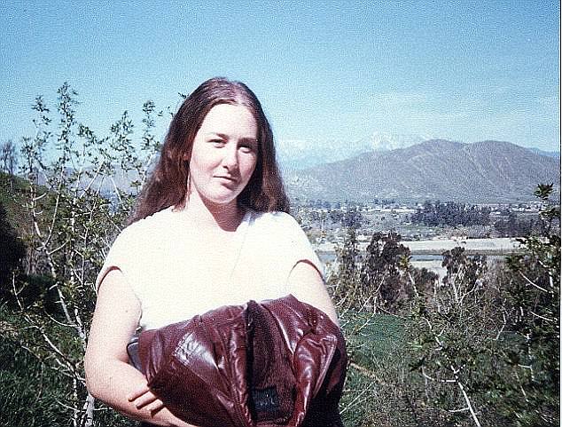 Colleen Stan, fotografiada antes de que Cameron y Janice Hooker la secuestraran en 1977, iba haciendo autostop a la fiesta de un amigo cuando la pareja la recogió.