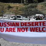 Los rusos 'no son bienvenidos': los manifestantes georgianos piden el cierre de la frontera