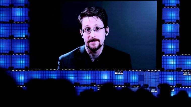 Putin otorga la ciudadanía rusa al excontratista de la NSA convertido en informante Edward Snowden