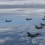 (AMPLIACIÓN) 12 aviones de combate NK vuelan en formación, aparentemente en simulacros de tiro: Ejército de Corea del Sur
