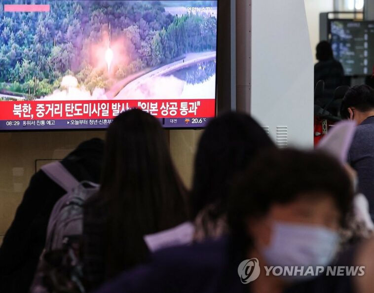 (AMPLIACIÓN) Corea del Norte dispara 2 misiles balísticos de corto alcance al Mar del Este: Ejército de Corea del Sur