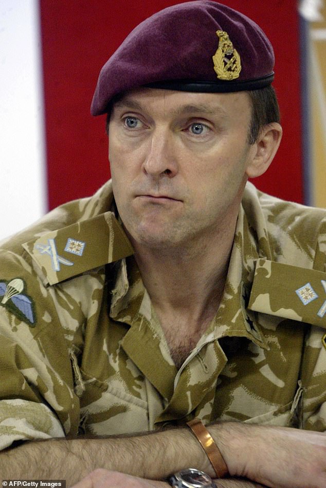 El mayor general retirado Jonathan Shaw, fotografiado en 2007, dijo que no hay mucho más que el presidente ruso pueda hacer dado el fracaso de sus fuerzas convencionales.