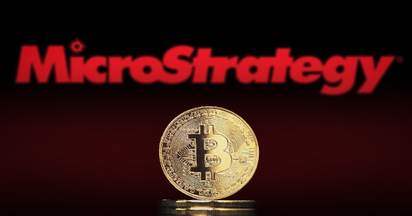 Bitcoin es '100 veces mejor que el oro', dice Michael Saylor - Cripto noticias del Mundo