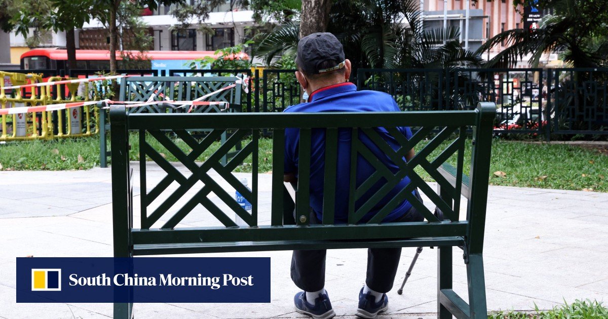 Casi un tercio de los ancianos de Hong Kong se sintieron solos durante la quinta ola de Covid: encuesta
