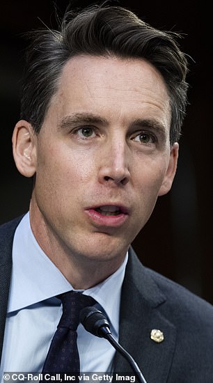 Senador Josh Hawley