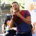 Chris Martin de Coldplay lucha contra una infección pulmonar 'grave'