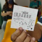 Comentario: ¿Qué probabilidad hay de que 433 personas ganen el premio mayor de la lotería filipina?