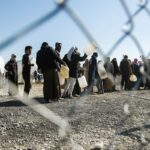 El comité de seguridad de Irak visita el campamento sirio de Al-Hawl para acelerar la repatriación de iraquíes