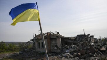 Fuerzas ucranianas entran en Lyman, Zelensky promete recuperar otras ciudades