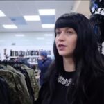 Guerra en Ucrania: las tiendas de equipos militares rusos ven un auge de clientes