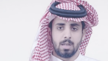 Hijo de predicador saudí huye para defender a su padre y 'salvar lo que se podría salvar en mi país'