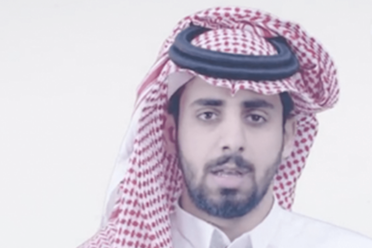 Hijo de predicador saudí huye para defender a su padre y 'salvar lo que se podría salvar en mi país'