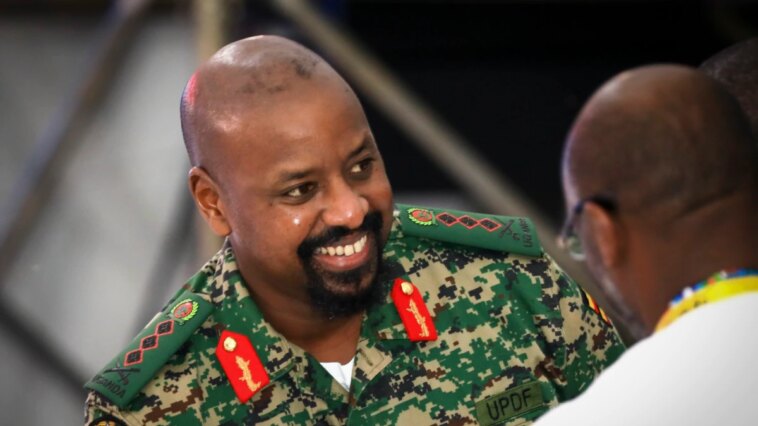 Hijo del presidente de Uganda ascendido a general después de tuits sobre la invasión de Kenia