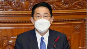 El primer ministro de Japón, Fumio Kishida, pronuncia un discurso político en Tokio el 3 de octubre de 2022. (Kyodo News vía AP)