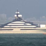Lo último en Ucrania: yate propiedad de magnate ruso sancionado atraca en Hong Kong