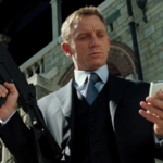 Productor de James Bond descarta actores jóvenes para el próximo 007