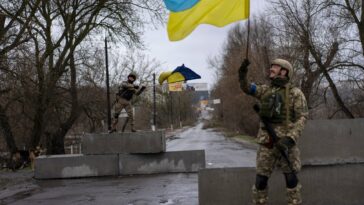 Ucrania elogia el 'próximo paso hacia la liberación' mientras Rusia se retira