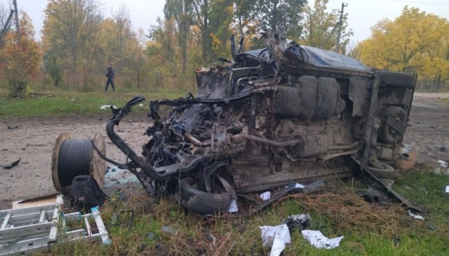 Vehículo con empleados de Ukrtelecom explota en mina enemiga en la región de Sumy