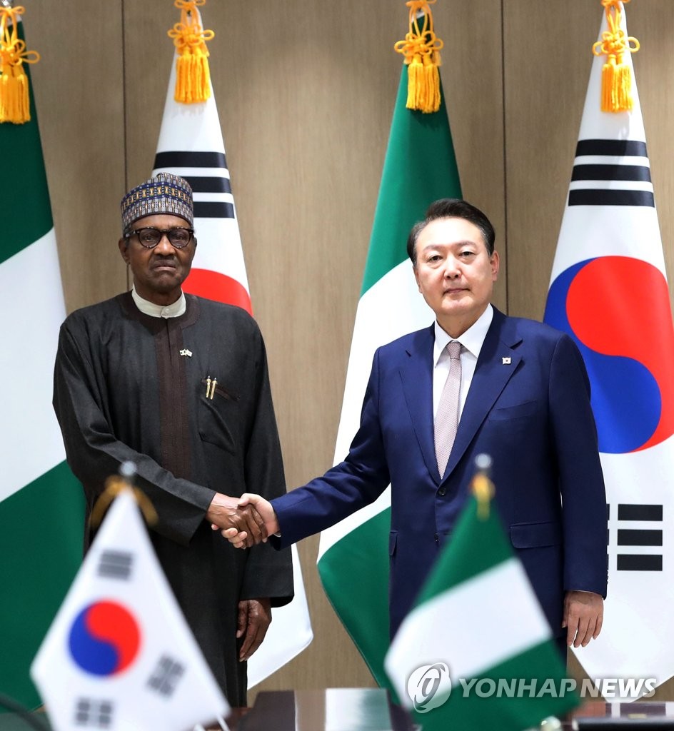 Yoon meets with Nigerian president, vows greater cooperation