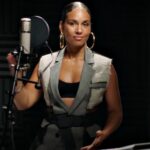 Alicia Keys, Angelique Kidjo, Annie Lennox, Billie Eilish y Brandi Carlile lanzan la Subasta de Íconos Musicales The Circle's Music News