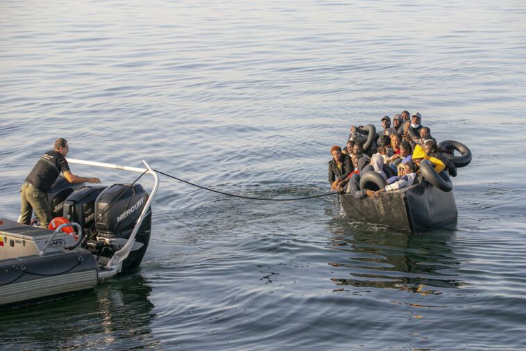 Autoridad Palestina: refugiados palestinos rescatados en el mar Mediterráneo