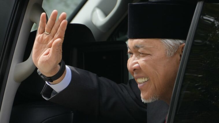Barisan Nasional apoyará el voto de confianza del 19 de diciembre para el primer ministro de Malasia, Anwar
