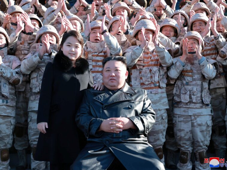 Corea del Norte pretende tener la fuerza nuclear "más fuerte del mundo", dice Kim
